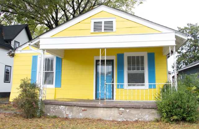 1021 Peachtree St - 1021 Peachtree Street, Chattanooga, TN 37404