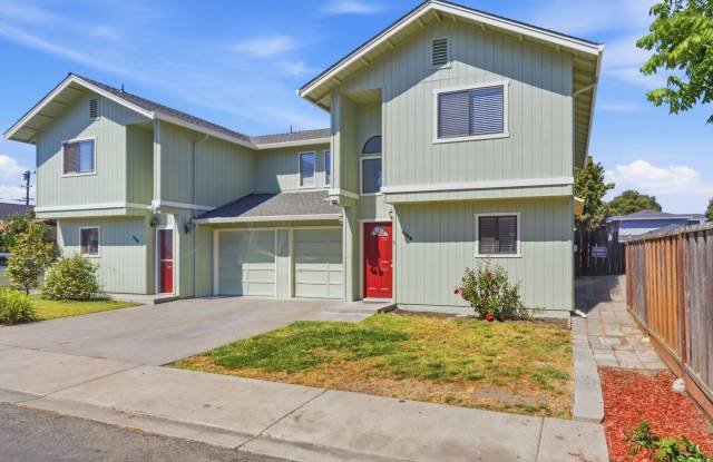 Great 3 Bedroom Townhome with Garage! photos photos Great 3 Bedroom Townhome with Garage! photos photos