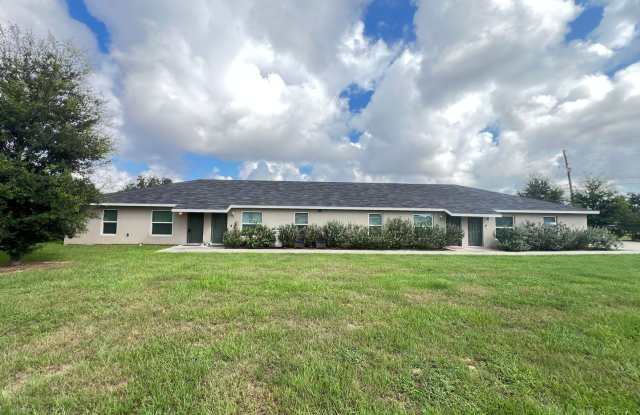Modern Comfort Meets Southern Charm at 2BD/2BA Home in Ocala! LAWN CARE INCLUDED IN RENT! WASHER  DRYER INCLUDED! photos photos