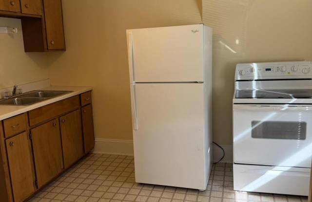 709 Main Street unit: 2Nd Floor Front photos photos