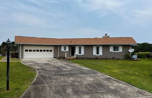 Beautifully remodeled waterfront home in Fairfield Harbor - 905 Grenada Court, Fairfield Harbour, NC 28560