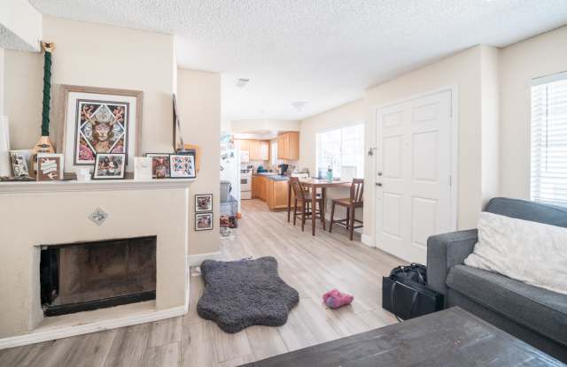4509 Idaho Street - 2 photos photos
