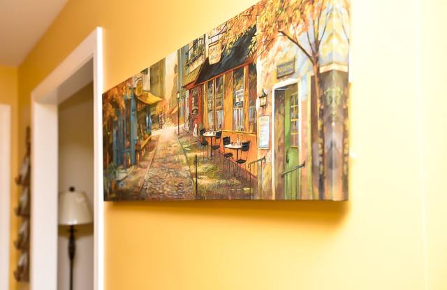 1489 Deleston St Gallery 3