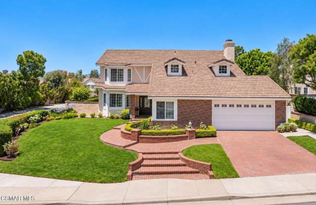 5801 Middle Crest Drive Gallery 2