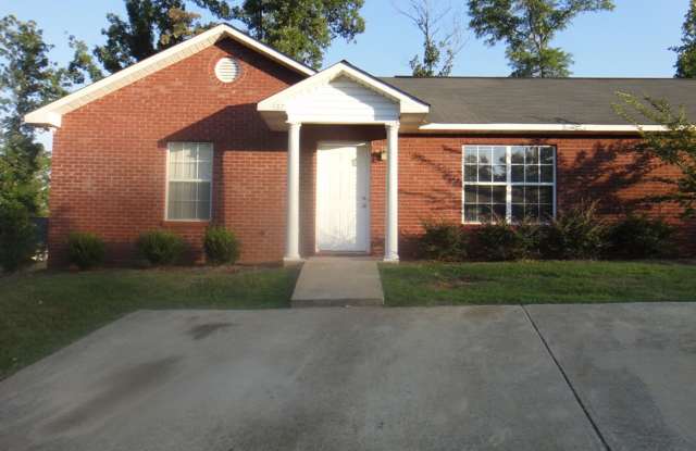 Longleaf Crossing Duplex Available For Fall!! photos photos Longleaf Crossing Duplex Available For Fall!! photos photos