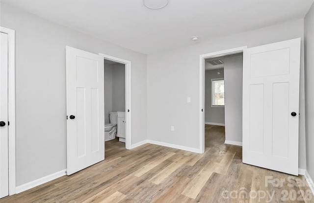 55 Dunn Street Gallery 2