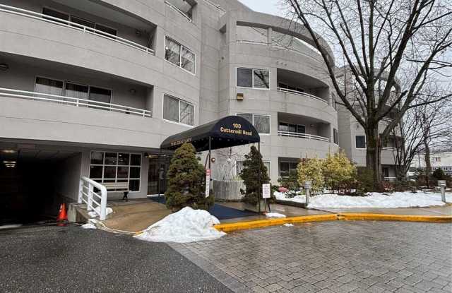 100 Cuttermill Road unit: 1B photos photos