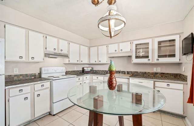 5454 Decatur Street photos photos
