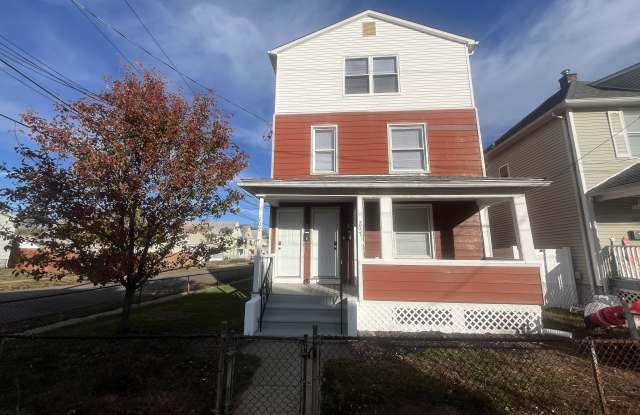 209 Peck Avenue unit: 2 photos photos 209 Peck Avenue unit: 2 photos photos