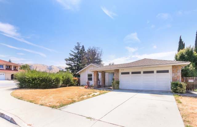 3 bedroom Home on a corner Lot photos photos
