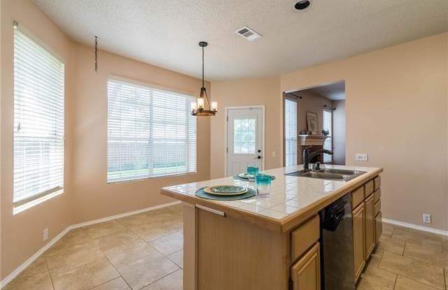3409 Canyon View Court Gallery 3