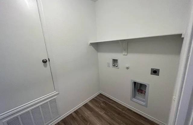 610 Grenada Lake Drive Gallery 3