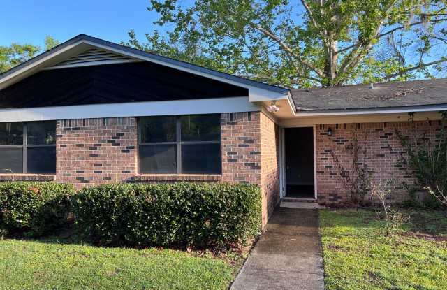 Spacious Duplex just north of I10 and Monroe - 1362 Fuller Road, Leon County, FL 32318