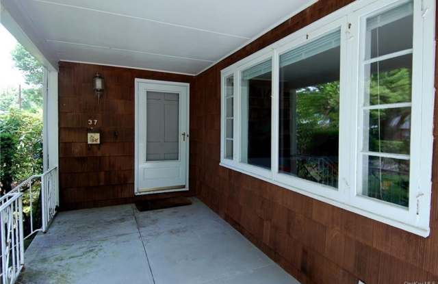 37 Pryer Lane Gallery 2