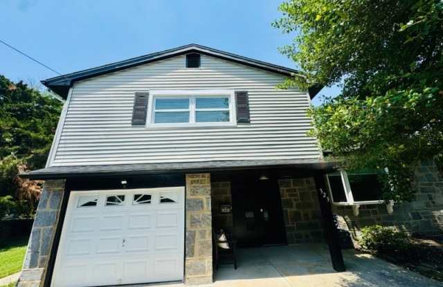 323 Parry Rd photos photos