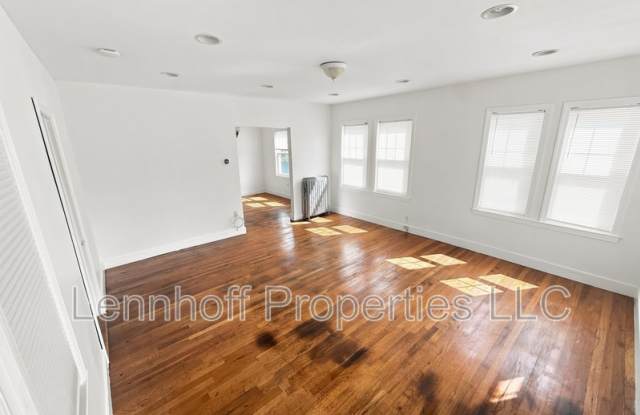17 1st Street Gallery 2
