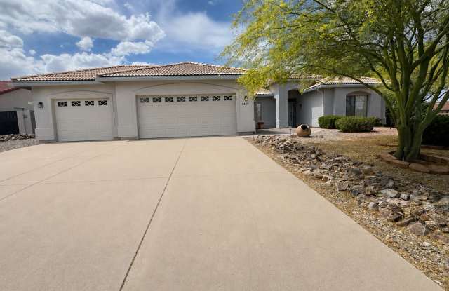 Beautiful 4 Bedroom Home! photos photos
