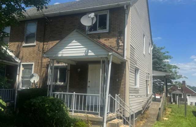 2 Bed / 1 Bath in Clairton photos photos 2 Bed / 1 Bath in Clairton photos photos