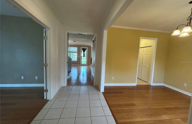2549 TWAIN Drive Gallery 2