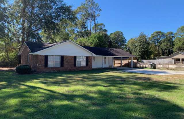 814 Robin Hood Trail Gallery 2