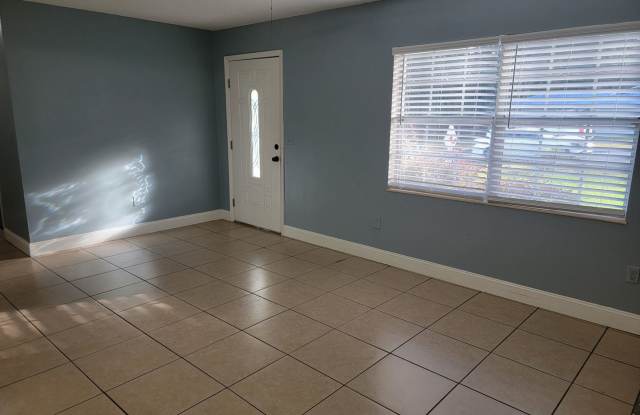 Gorgeous 3/2/1 Near Downtown Inverness!!! Gallery 3