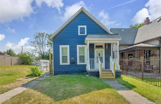 1023 Dragoon Street photos photos