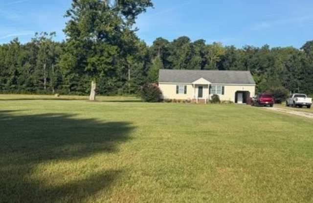 2436 SHILLELAGH Road Gallery 2