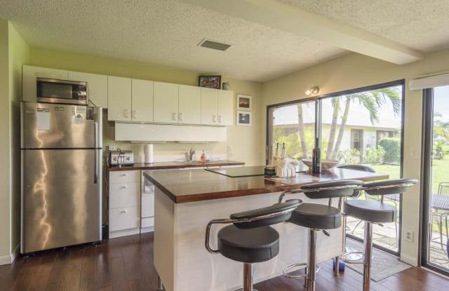 13345 Cross Pointe Drive Gallery 4
