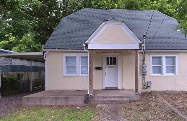 3 Bedroom, 1 Bath home on North National for $950! photos photos