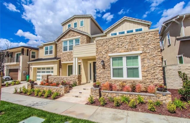 61 Bolide - 61 Bolide, Irvine, CA 92618