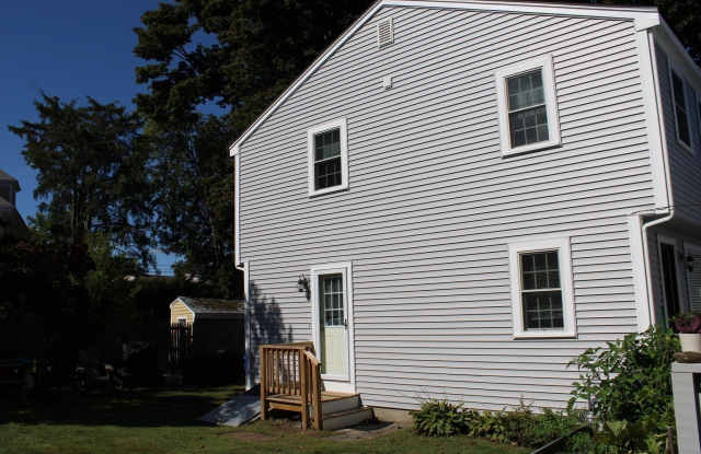 46 Lincoln Ave Gallery 4
