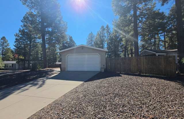 $500 Move-In Special! 2-Bedroom Home in Railroad Springs with Garage Gallery 4