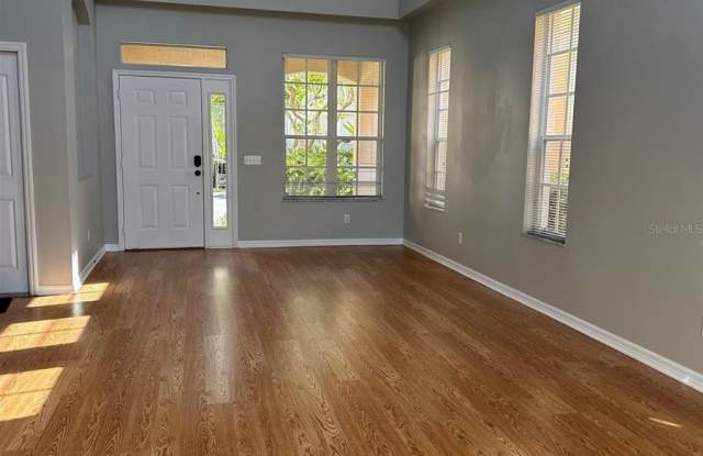 10501 MARLINGTON PLACE Gallery 2