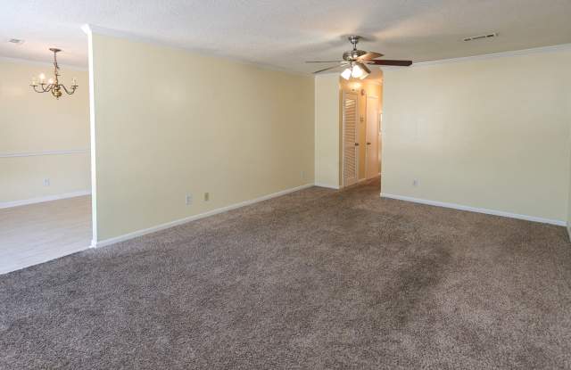 2225 Golf Rd 409, 1 photos photos