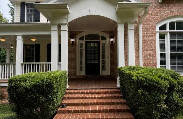 6 Bedroom 5.1 Home in Chattahoochee River Club Gallery 4