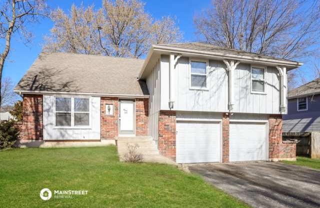 532 East 126th Terrace - 532 East 126th Terrace, Olathe, KS 66061