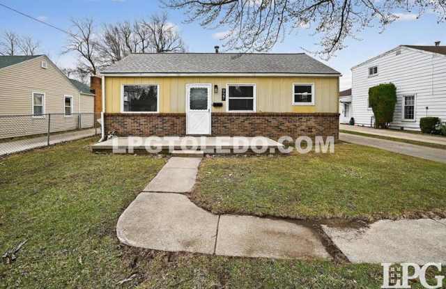 927 W Northgate Pkwy. photos photos
