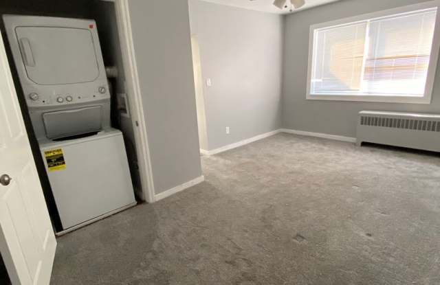 RENOVATED 2 BEDROOM IN THE HEART OF BLOOMFIELD! Gallery 4