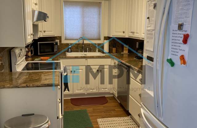 937 Scotts Hideaway Road Gallery 4