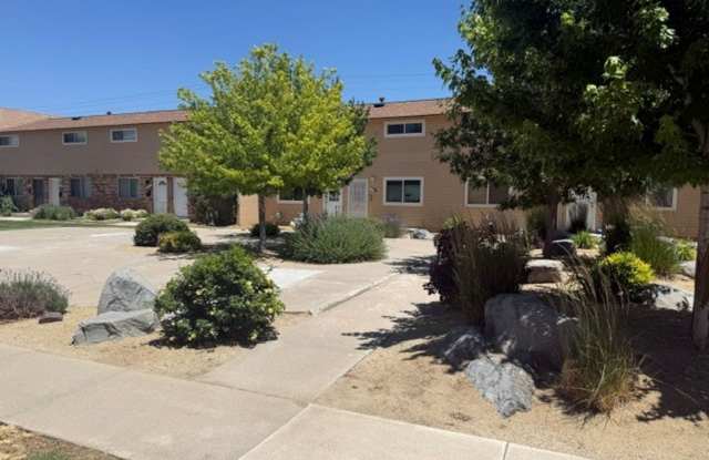 Light and Bright Two bedroom One bath Condo on the West side of Carson photos photos