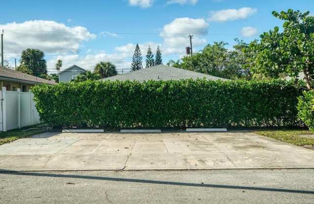 915 S N Street photos photos