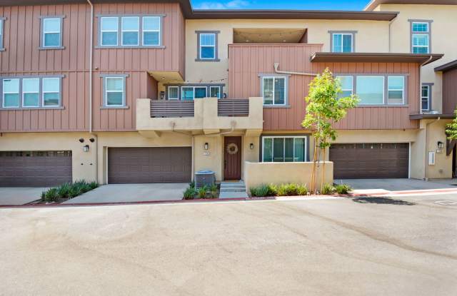 Coming soon! 3 Bedroom, 3 Bathroom, Tri-Level Condominium For Lease in Rancho Cucamonga, California! photos photos