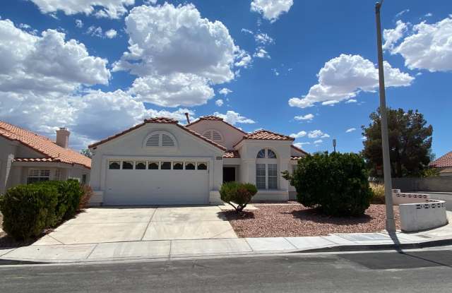 Beautiful 3 bed/2 bath home located in Henderson. photos photos