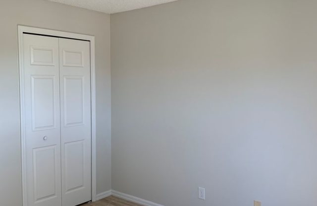 Beautiful 3 Bedroom, 2 Bathroom Home with Lake in Melbourne, FL! photos photos