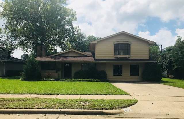 517 Worcester Way - 517 Worcester Way, Richardson, TX 75080