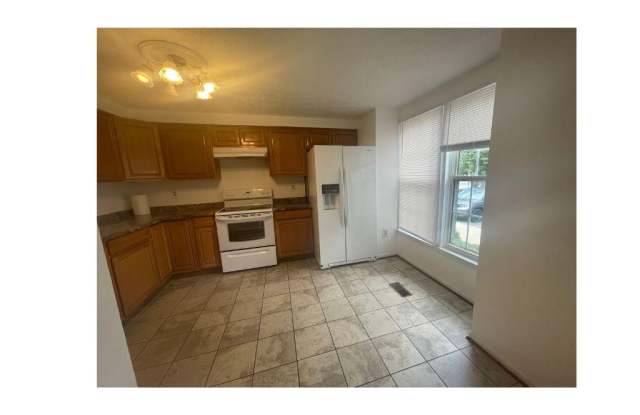 1032 BAYRIDGE TERRACE Gallery 2
