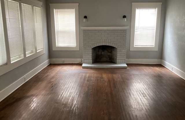 Charming Marysville Home with Bonus Space & Fenced Yard! photos photos