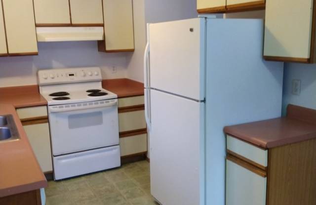 895 Linda Court Apt 2 - 2 Gallery 3