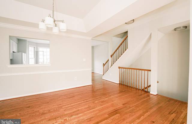6584 IRVIN COURT Gallery 4