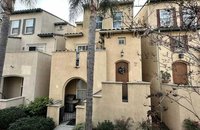 746 Broadway 13 photos photos